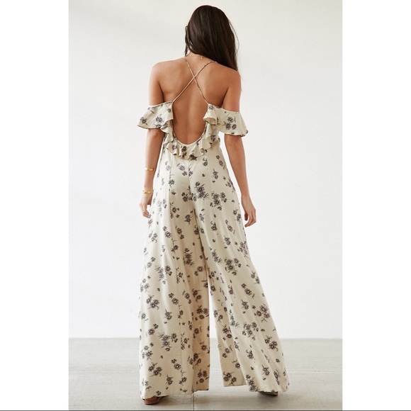 NEW UO Kimchi Blue Flutterbye Jumpsuit - Picture 3 of 4